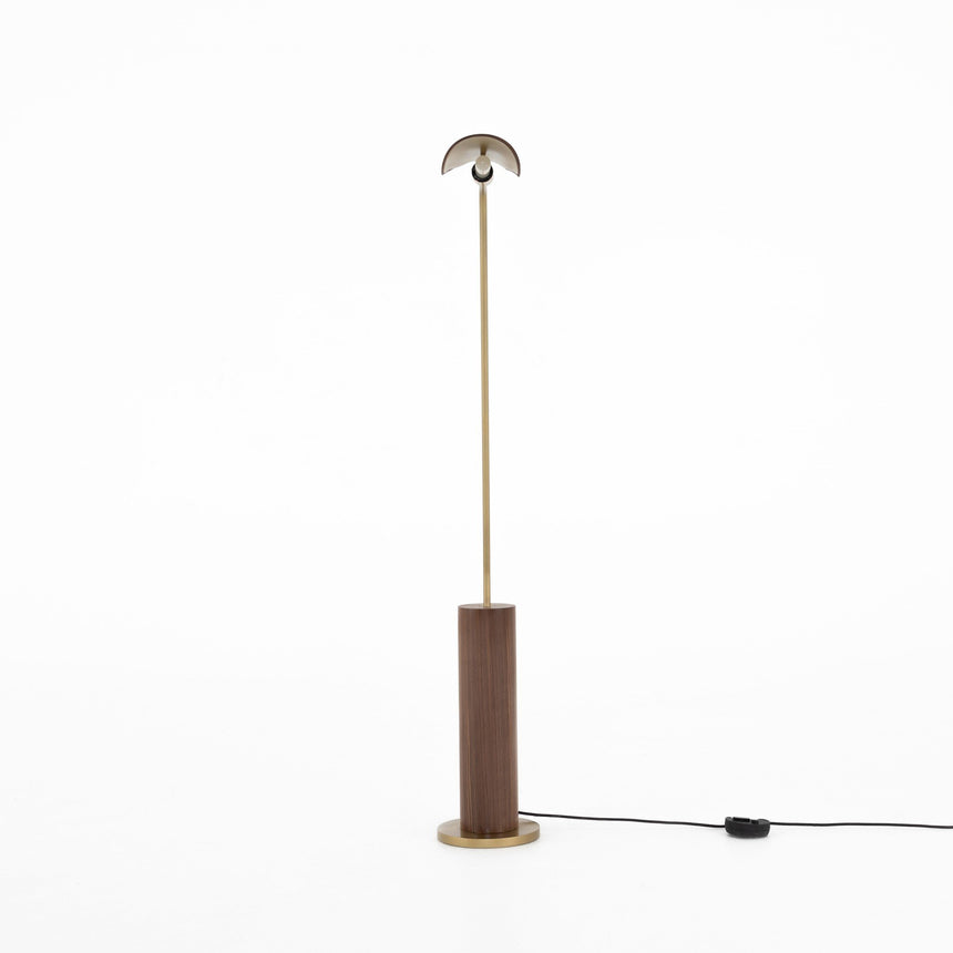 ASTRID FLOOR LAMP | 25 x 97 x 142 CM.