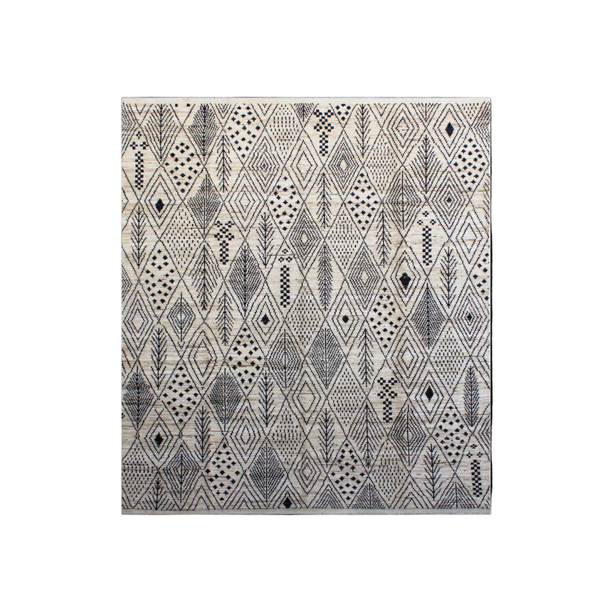 MOROCCAN RUG | 2.36 x 2.94 M.