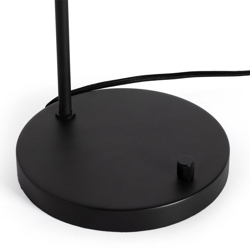 CULLEN TASK LAMP | 44 x 23 x 63.5 CM.