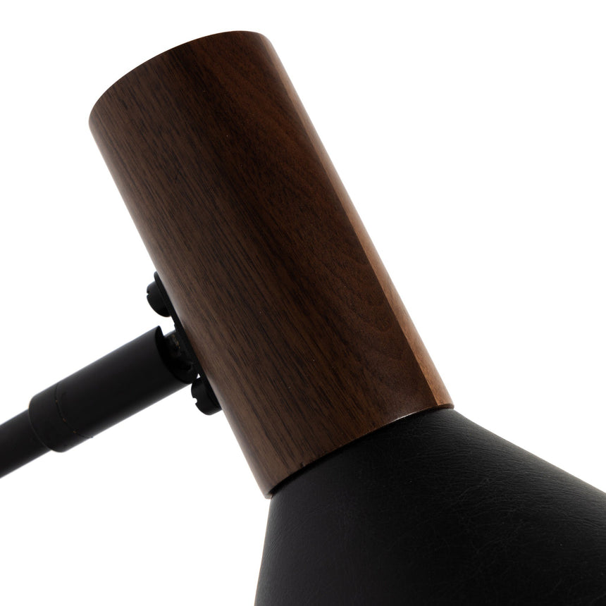 CULLEN TASK LAMP | 44 x 23 x 63.5 CM.