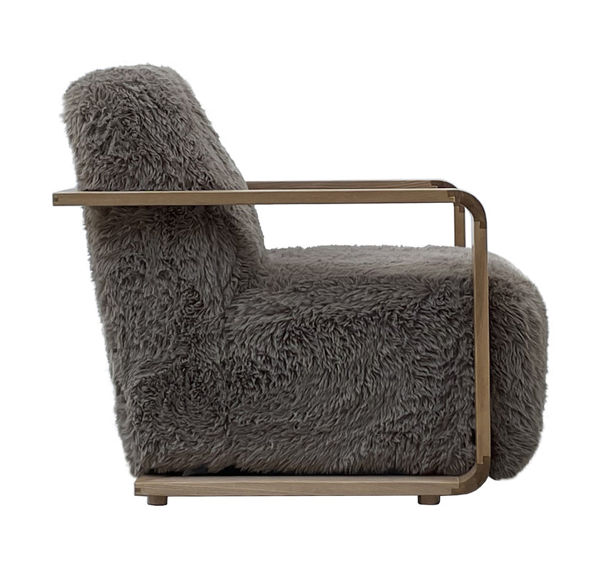 BURKE CLUB CHAIR | 70 x 90 x 80 CM.