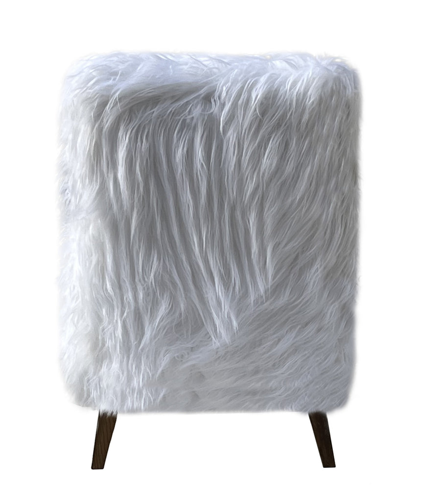 ASHLAND CLUB CHAIR | 63 x 74 x 81 CM.